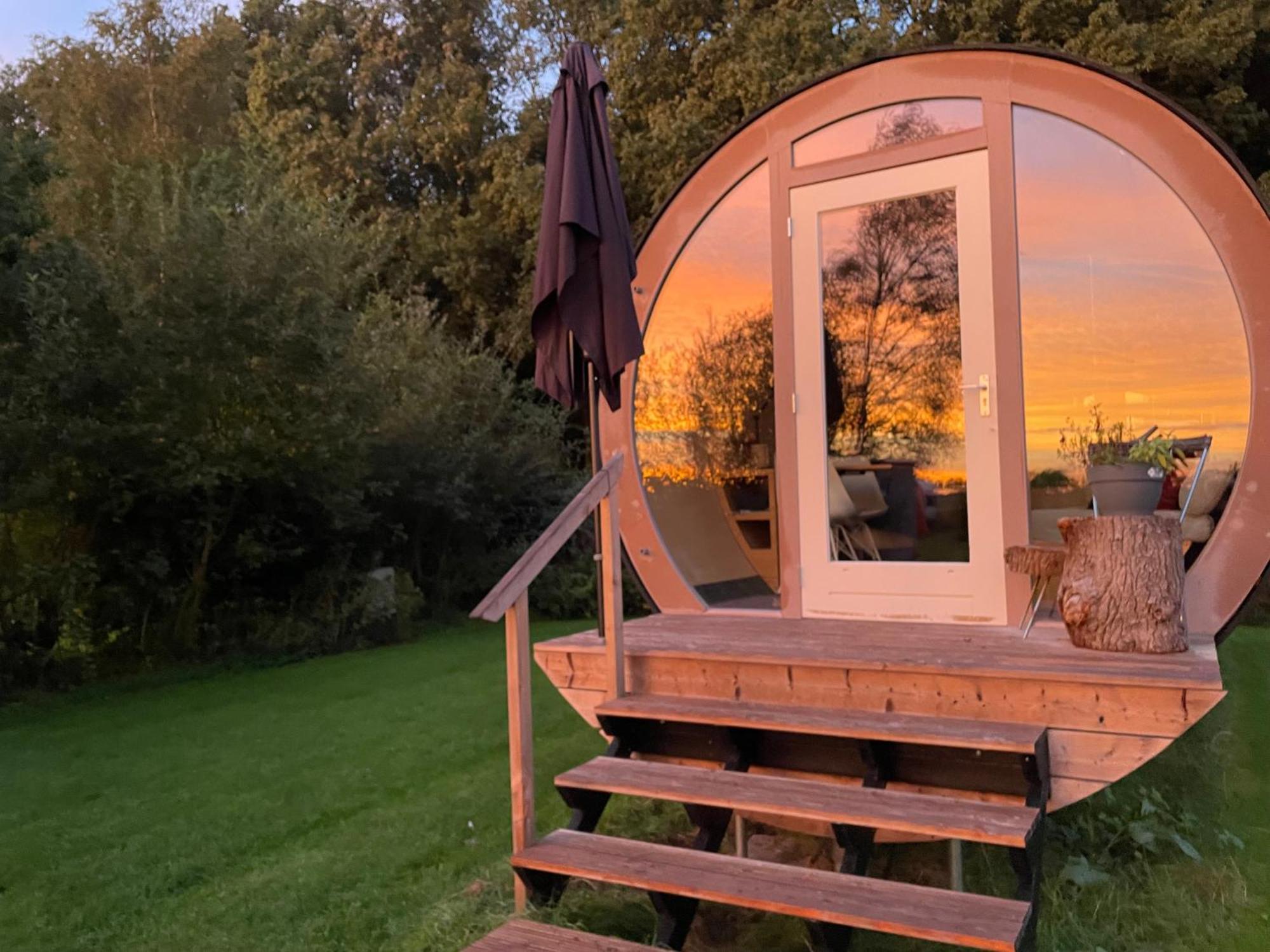 Eco-Lodge Locatie De Boergondier De Krim Bagian luar foto
